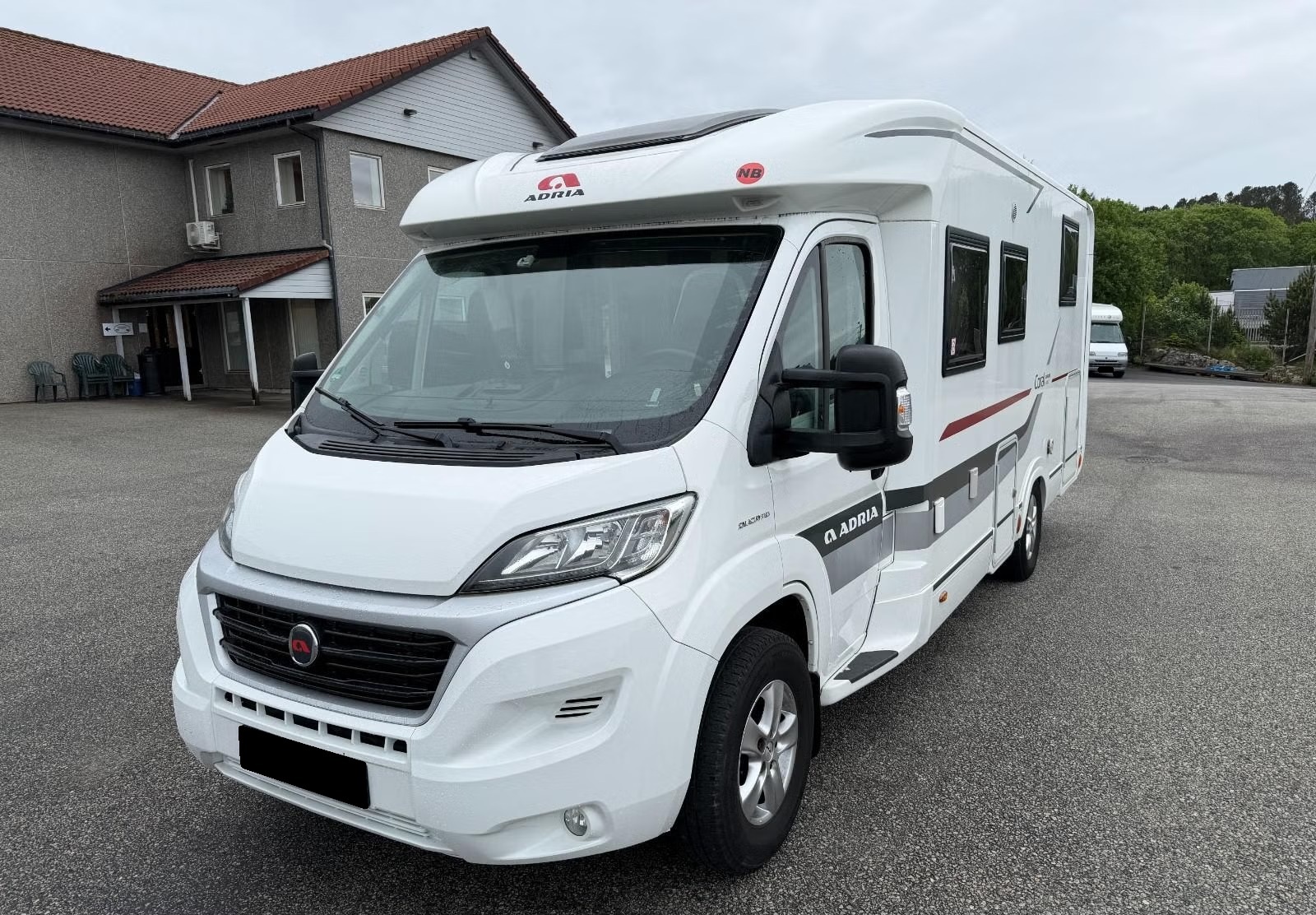 ADRIA CORAL S 690 SC