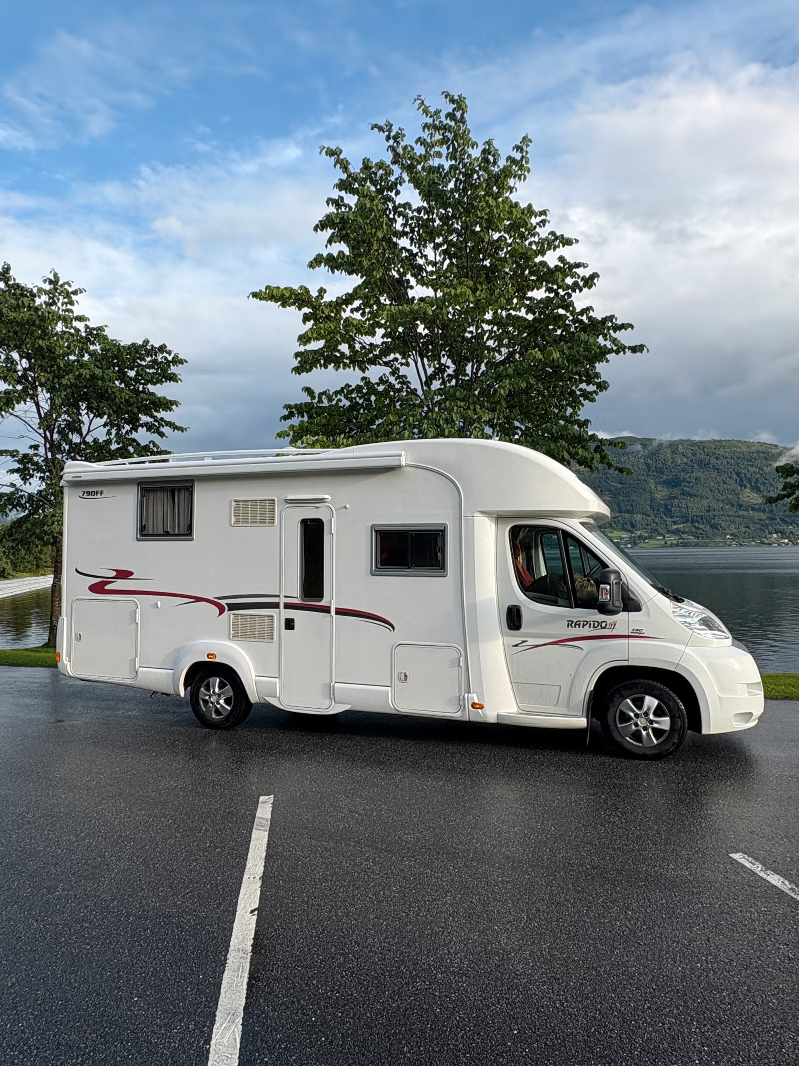 RAPIDO 790FF - Image 4