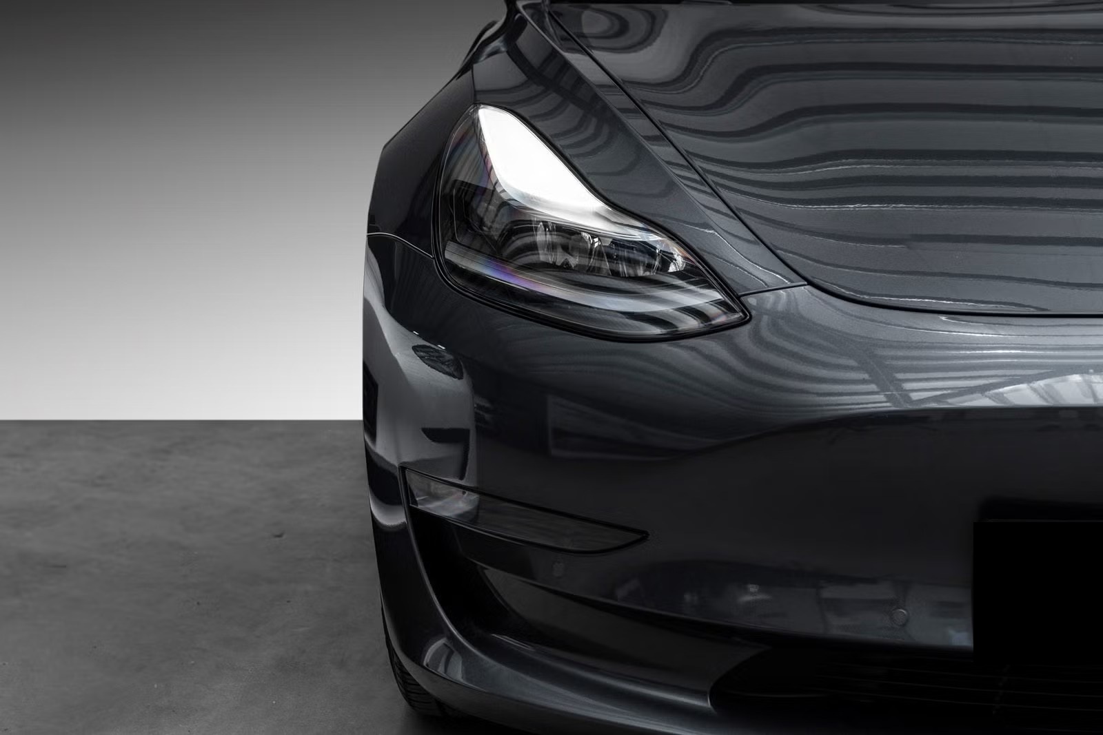 TESLA MODEL 3 LONG RANGE DUAL MOTOR - Image 4