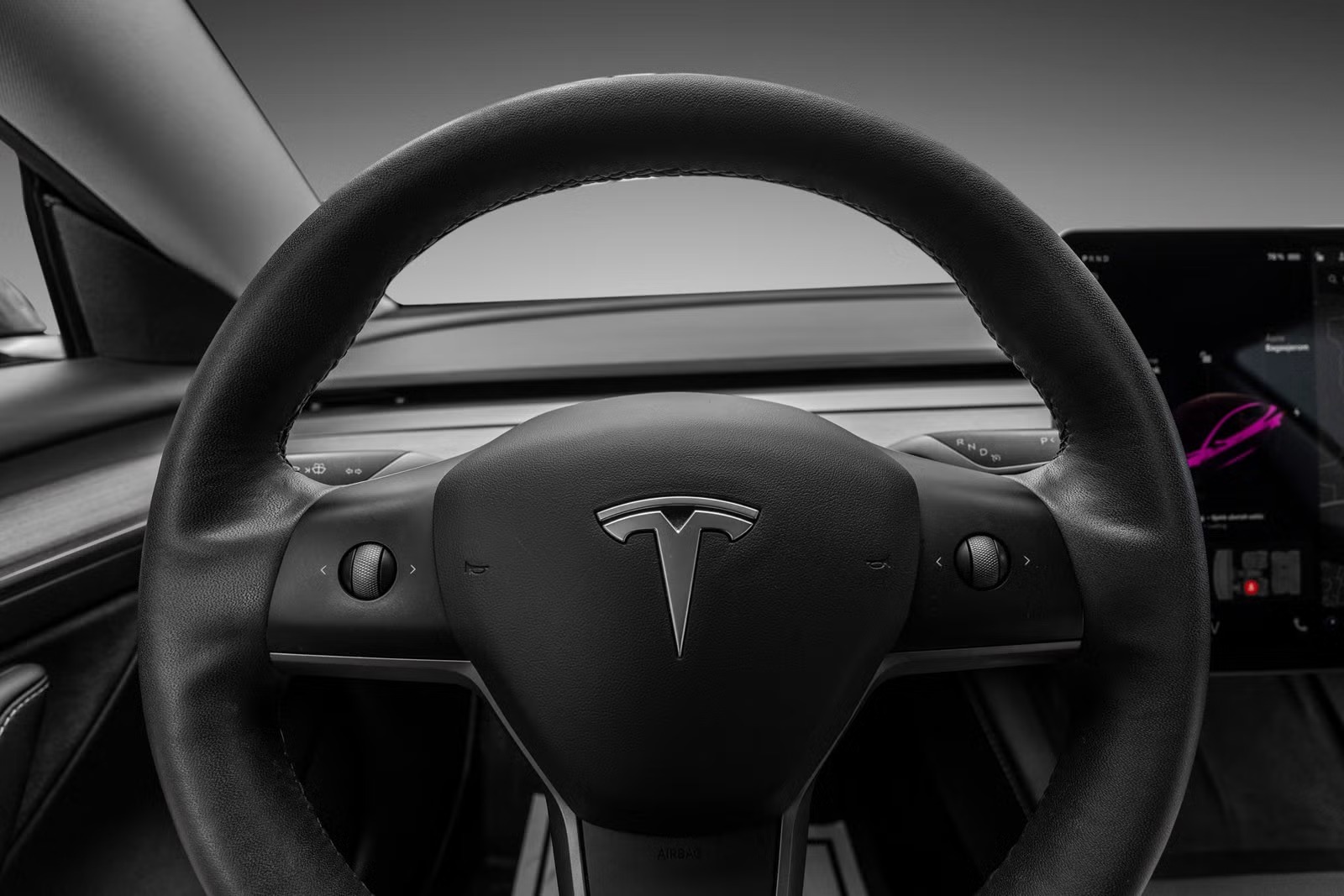 TESLA MODEL 3 LONG RANGE DUAL MOTOR - Image 8