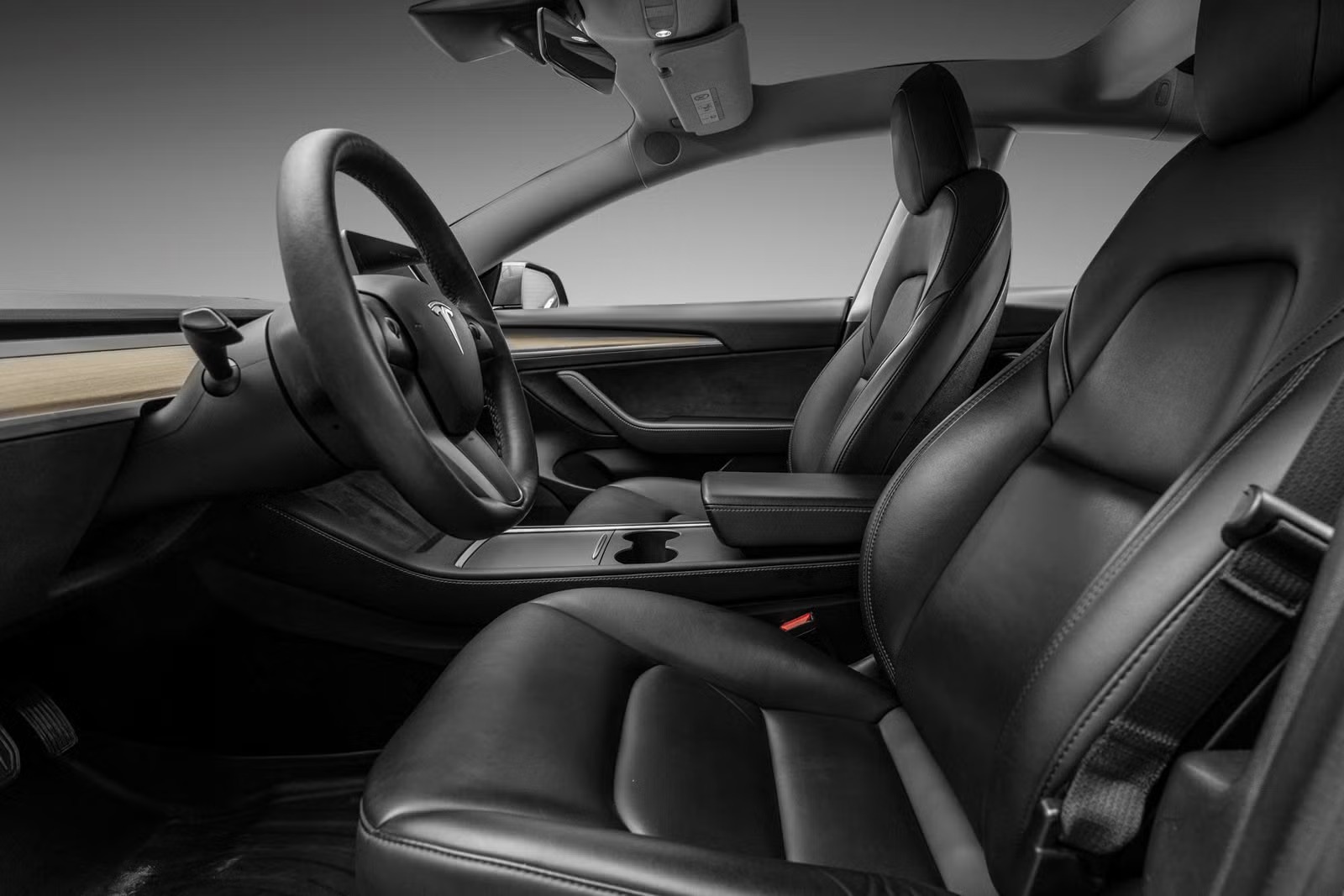TESLA MODEL 3 LONG RANGE DUAL MOTOR - Image 11