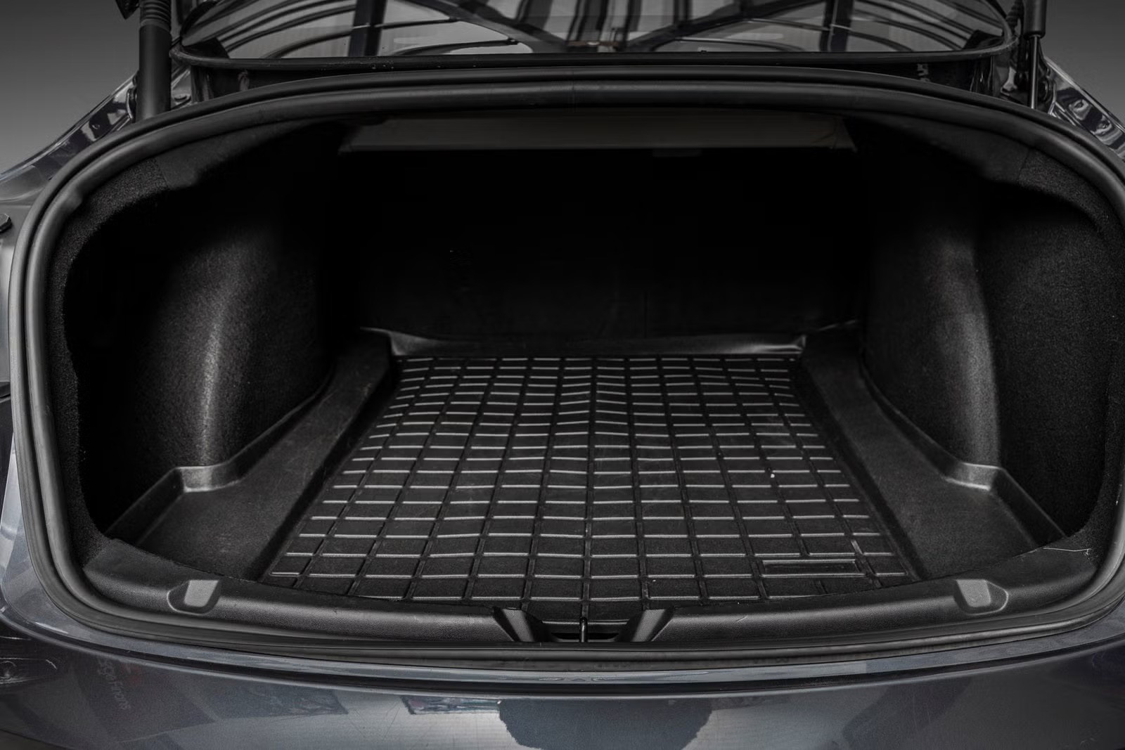 TESLA MODEL 3 LONG RANGE DUAL MOTOR - Image 20