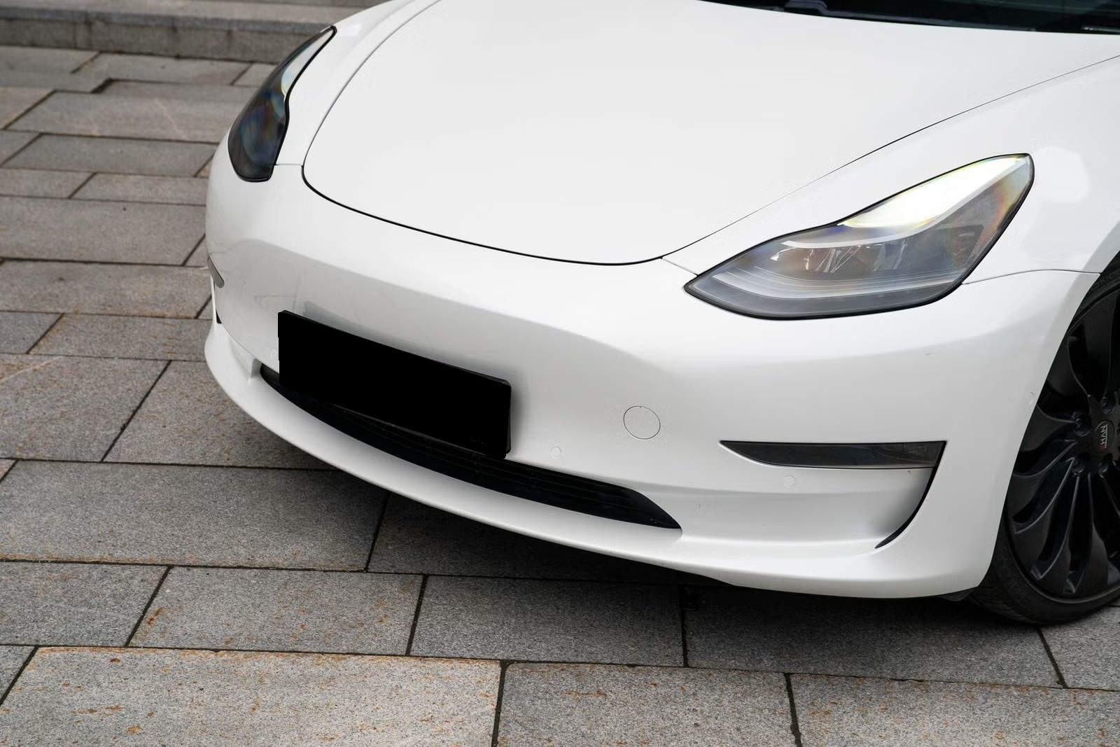 TESLA MODEL 3 LONG RANGE DUAL MOTOR - Image 7