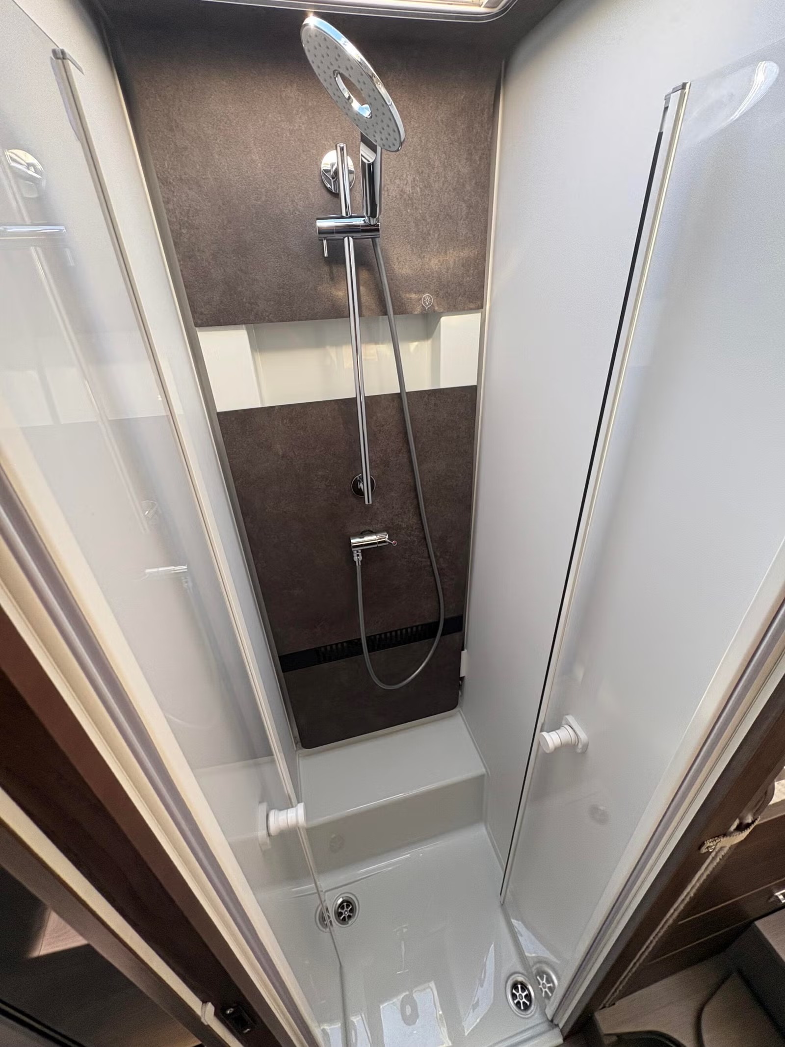 ADRIA MATRIX SUPREME 670 DL - Image 14