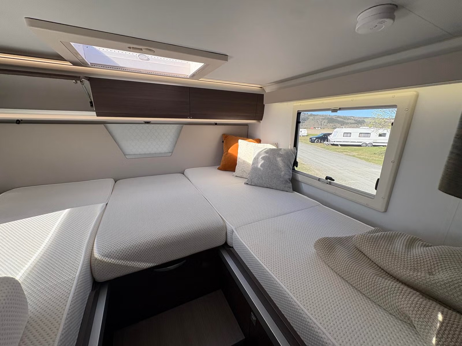 ADRIA MATRIX SUPREME 670 DL - Image 17