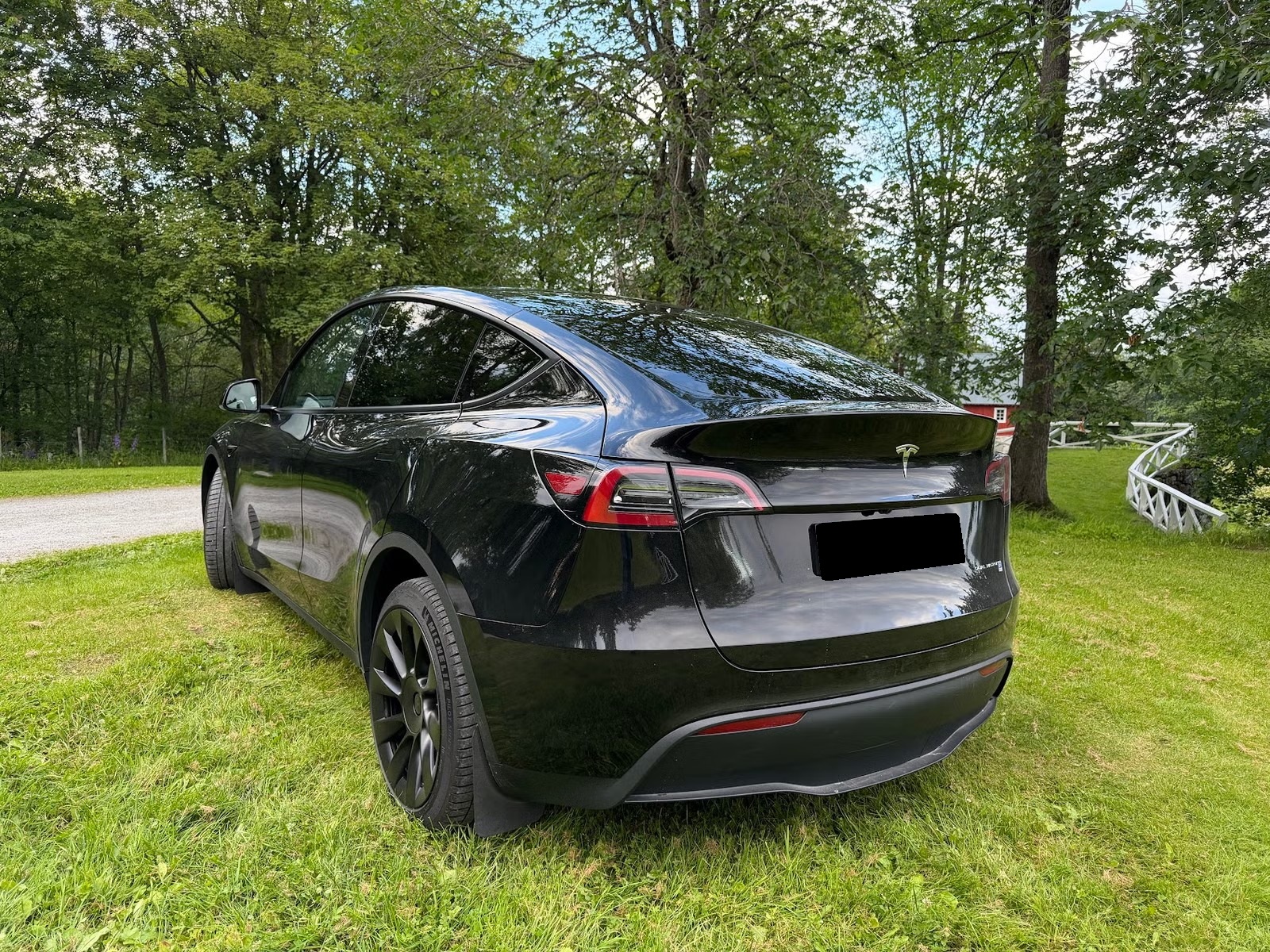 TESLA MODEL Y GRANDE AUTONOMIE ( LONG RANGE AWD ) - Image 5