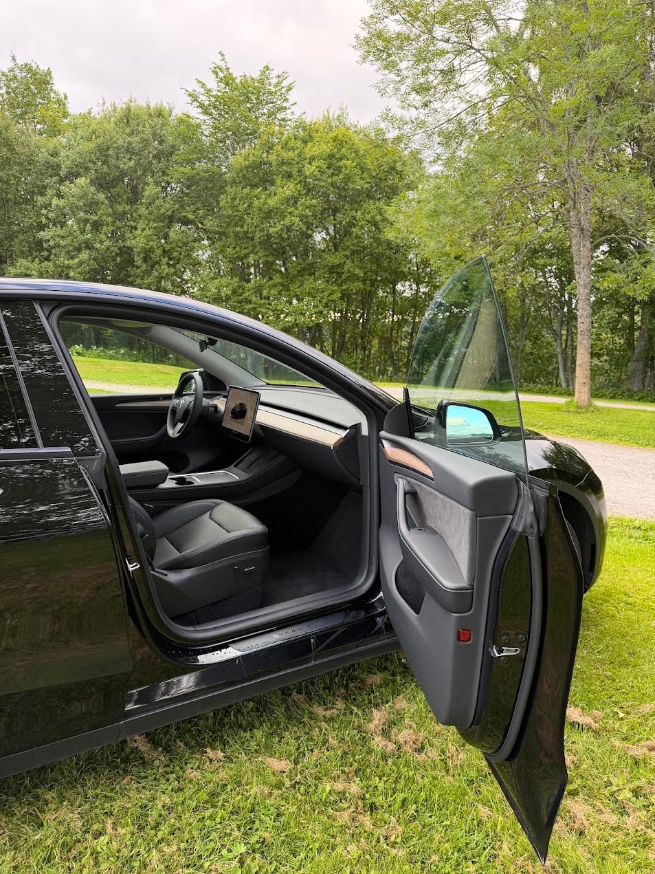 TESLA MODEL Y GRANDE AUTONOMIE ( LONG RANGE AWD ) - Image 6