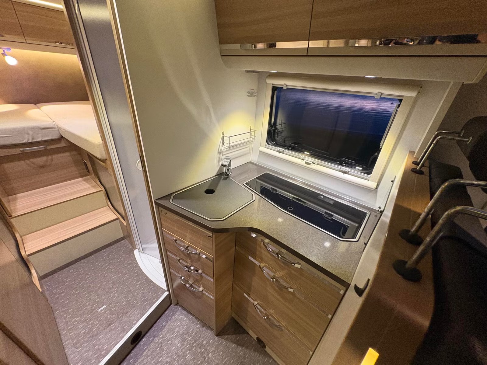 ADRIA MATRIX AXESS M 670SL - Image 10
