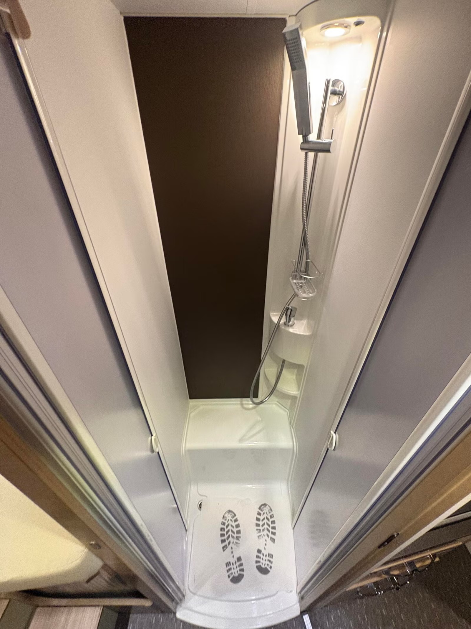 ADRIA MATRIX AXESS M 670SL - Image 15