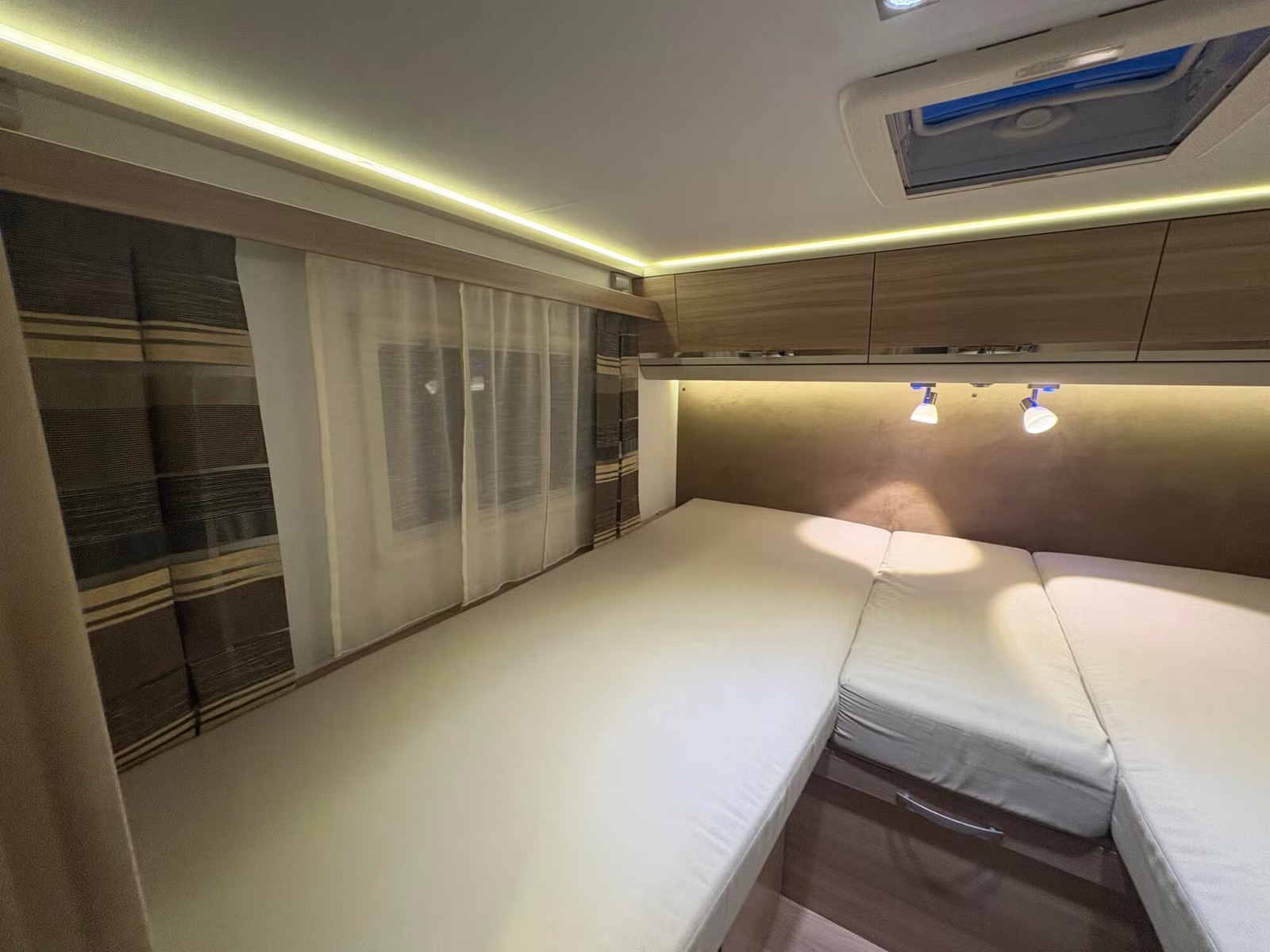 ADRIA MATRIX AXESS M 670SL - Image 19