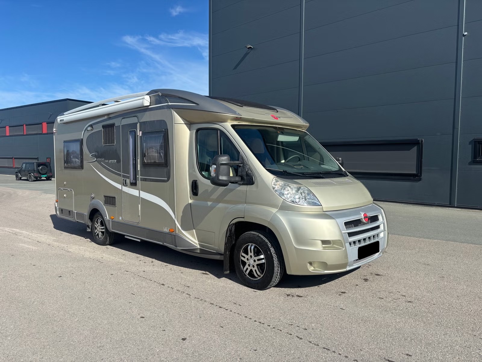 BÜRSTNER SOLANO T615
