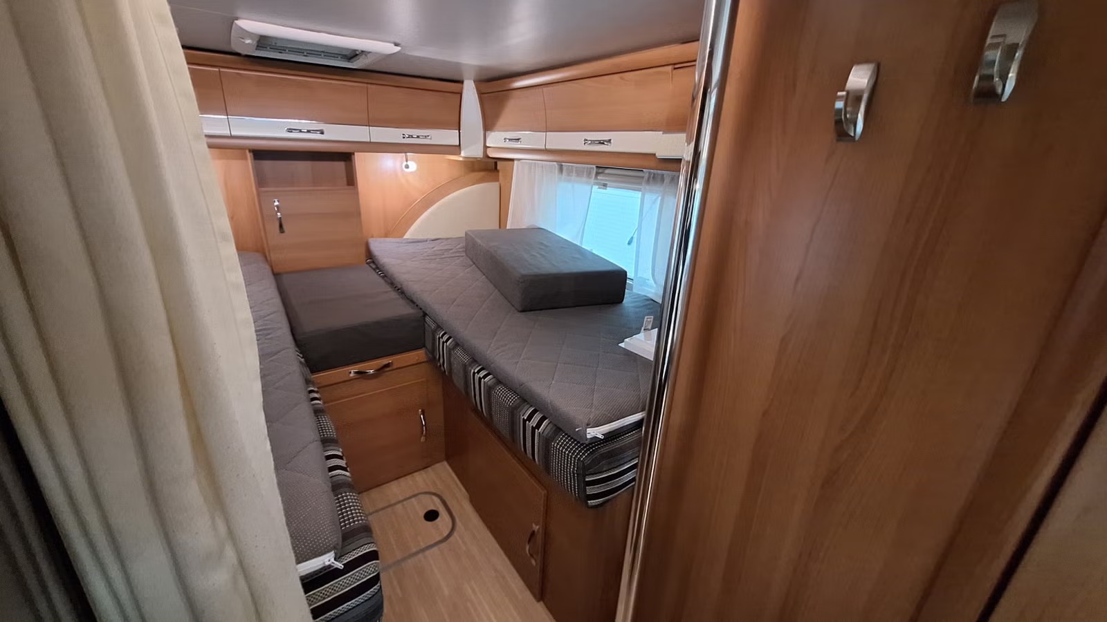 LMC LIBERTTY EXPLORER 680 - Image 18